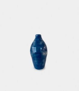 ceramica, puebla, msrwilo, vayu, la fortaleza - ceramica, azul, esmalte azul cobalto, cono 10, ceramica alta temperatura, ceramica poblana, ceramica en puebla, ceramistas de puebla, botella, porcelana ceramica utilitaria, ceramica de alta calidad, porcelana puebla, artesanos de porcelana