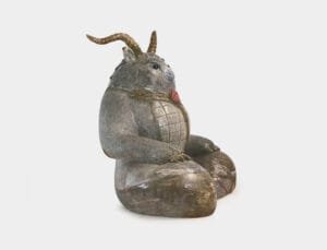 Escultura del Último Guerrero Errante, figura legendaria de Vayú. Representa el peregrino del equilibrio perdido.