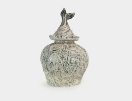 Urna de Ḫemet-Rāqet, relicario ritual del último canto de la Ballena Celestial.